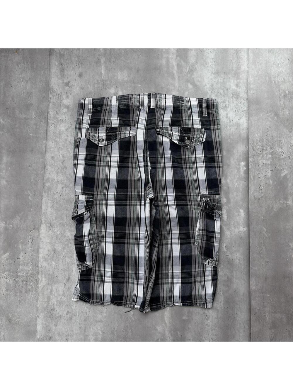 Y2K Black Helix Grunge Plaid Skater Bermuda Cargo Shorts